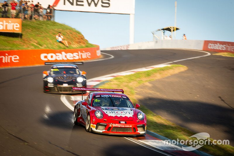 #4 Grove Racing Porsche 911 GT3 Cup: Stephen Grove, Brenton Grove, Benjamin Barker