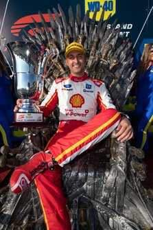 Podyum: Yarış galibi Fabian Coulthard, DJR Team Penske
