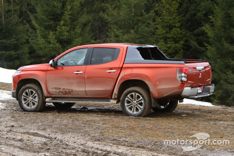 Mitsubishi L200