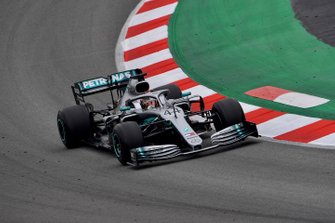 Lewis Hamilton, Mercedes AMG F1 W10.