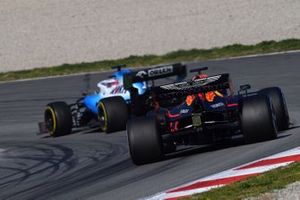Max Verstappen, Red Bull Racing RB15 follows Robert Kubica, Williams FW42