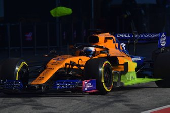 Carlos Sainz Jr., McLaren MCL34, avec de la peinture aéro