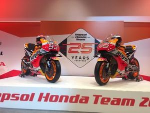 Les motos de Marc Márquez et Jorge Lorenzo, Repsol Honda Team