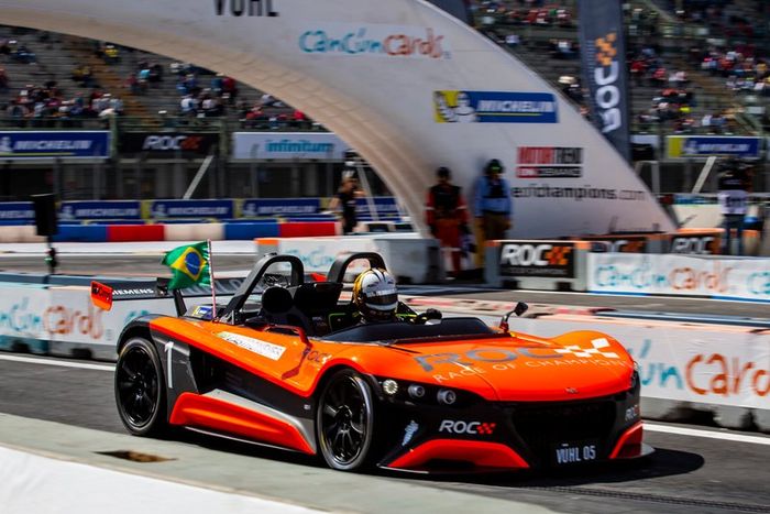 Helio Castroneves, VUHL 05 ROC