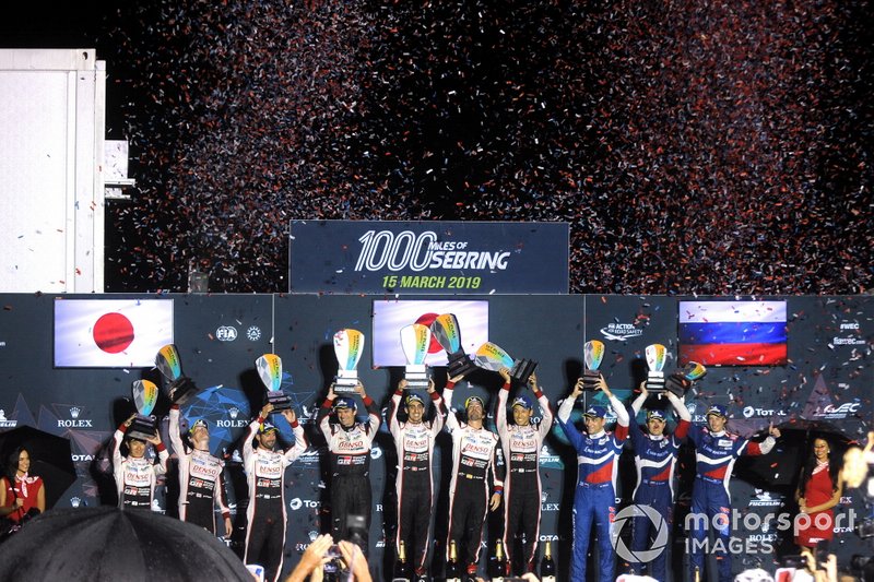 Selebrasi podium