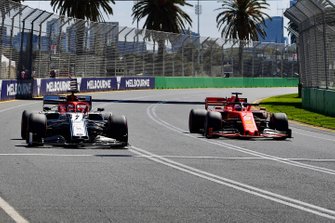 Sebastian Vettel, Ferrari SF90, Kimi Raikkonen, Alfa Romeo Racing C38