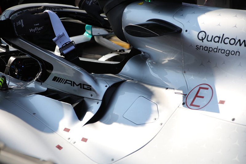 Mercedes AMG F1 W10, dettaglio della carrozzeria