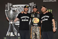 Campeón 2017 Martin Truex Jr., Furniture Row Racing Toyota