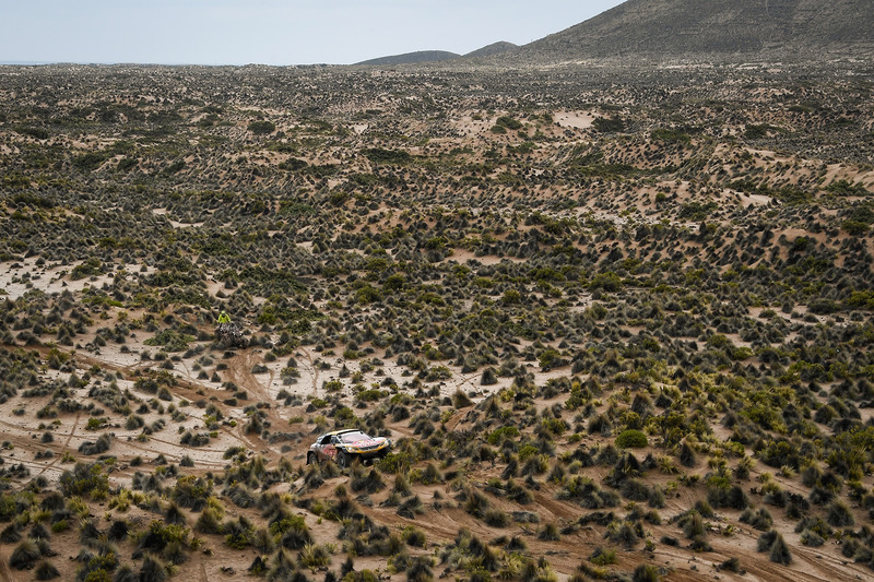 #300 Peugeot Sport Peugeot 3008 DKR: Stéphane Peterhansel, Jean-Paul Cottret