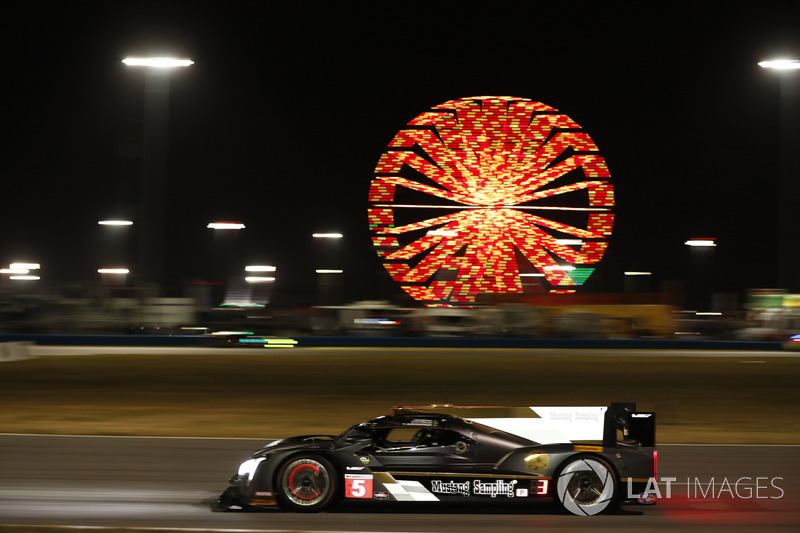 1. Prototyp: #5 Action Express Racing, Cadillac DPi