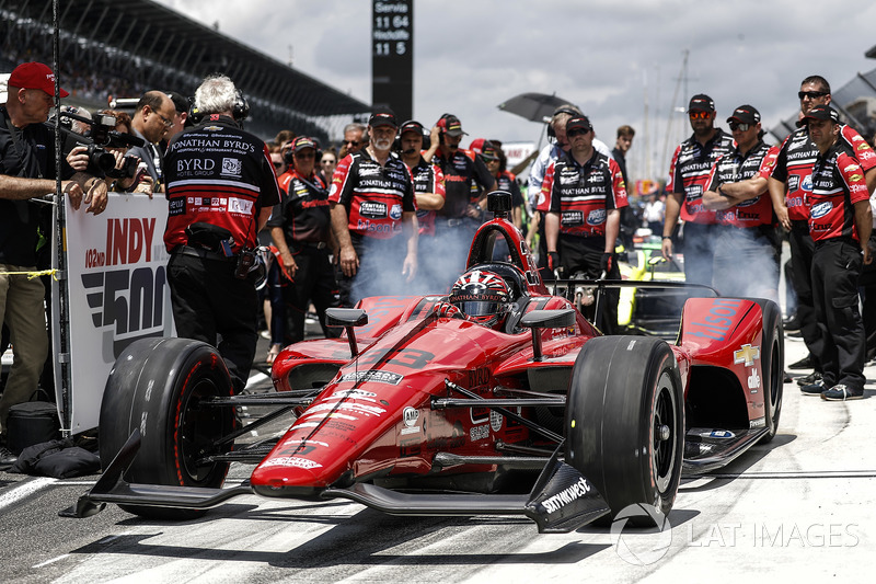 19. <img src="https://cdn-3.motorsport.com/static/img/cfp/0/0/0/0/13/s3/australia-2.jpg" alt="" width="20" height="12" /> Джеймс Дэвисон, A.J. Foyt Enterprises Chevrolet