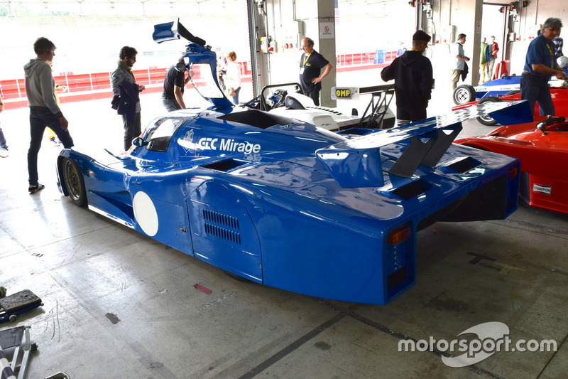 Mirage M12