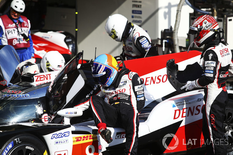 #8 Toyota Gazoo Racing Toyota TS050: Sébastien Buemi, Kazuki Nakajima, Fernando Alonso