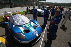 #67 Ford Chip Ganassi Racing Ford GT: Andy Priaulx, Harry Tincknell, Tony Kanaan 