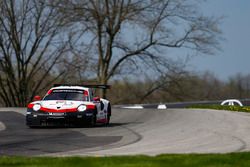 #912 Porsche Team North America Porsche 911 RSR, GTLM: Laurens Vanthoor, Earl Bamber