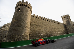 Max Verstappen, Red Bull Racing RB14 Tag Heuer