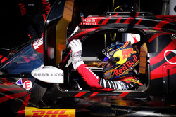 #3 Rebellion Racing Rebellion R-13: Gustavo Menezes
