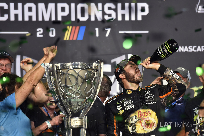 NASCAR Cup-Champion 2017: Martin Truex Jr., Furniture Row Racing Toyota