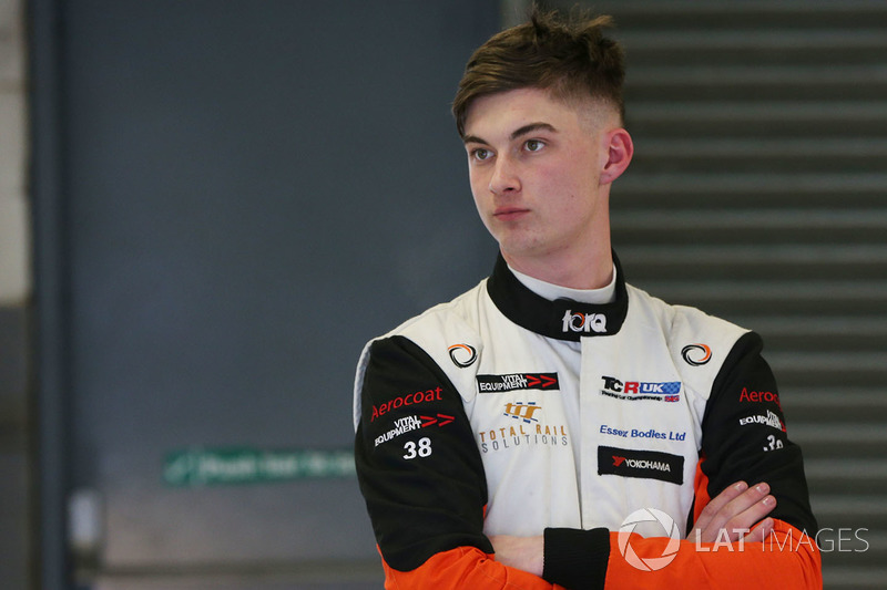 Lewis Kent, Essex and Kent Motorsport Hyundai