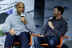 Dale Earnhardt Jr., Hendrick Motorsports Chevrolet, mit Charles Barkley