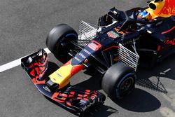 Daniel Ricciardo, Red Bull Racing RB14, con una griglia di sensori