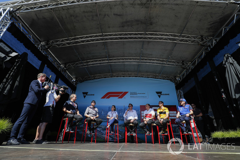 Bob Fernley, Deputy Team Principal, Force India, Guenther Steiner, Team Principal, Haas F1, Claire Williams, Deputy Team Principal, Williams Martini Racing, Eric Boullier, Racing Director, McLaren, Frederic Vasseur, Team Principal, Sauber, Cyril Abiteboul,