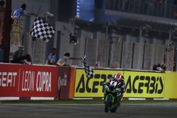Drapeau à damier pour Jonathan Rea, Kawasaki Racing