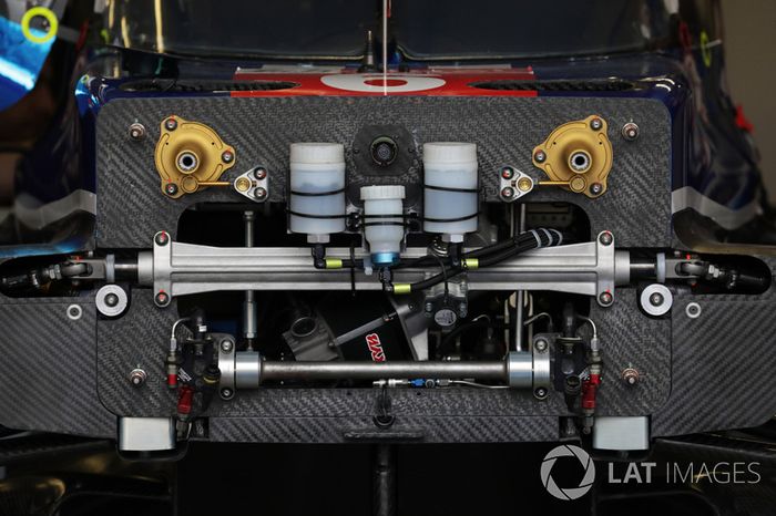 #6 CEFC TRSM RACING Ginetta G60-LT-P1, detalle del morro