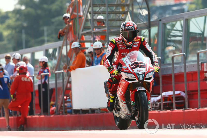 Lorenzo Savadori, Milwaukee Aprilia