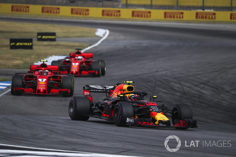 1. Red Bull Racing komt na motorupdates tekort om op eigen kracht te winnen