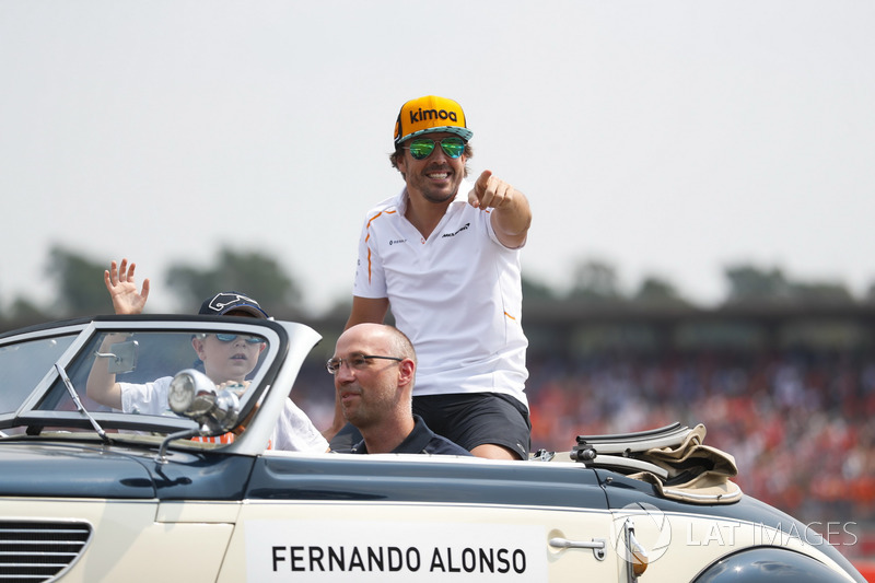 Fernando Alonso, McLaren, in the drivers parade