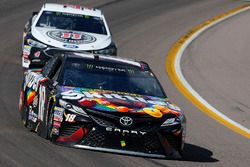 Kyle Busch, Joe Gibbs Racing, Toyota Camry Skittles Sweet Heat