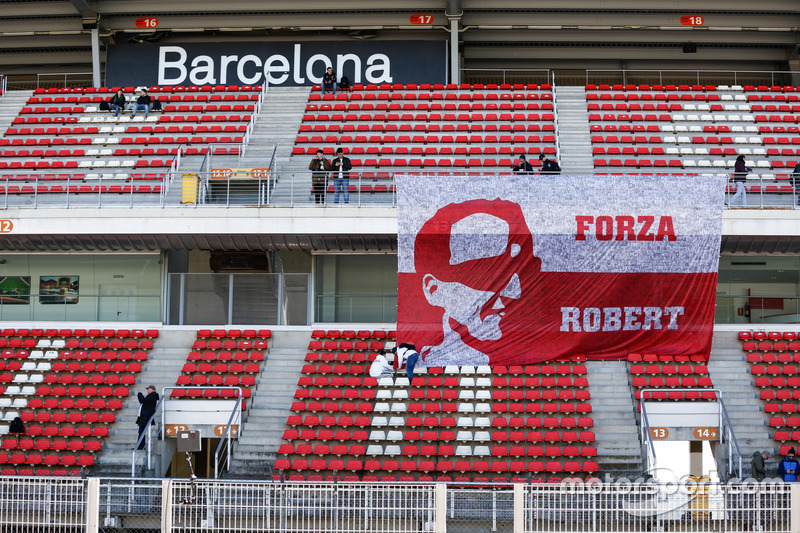 Grandstand with fans of Robert Kubica, Williams