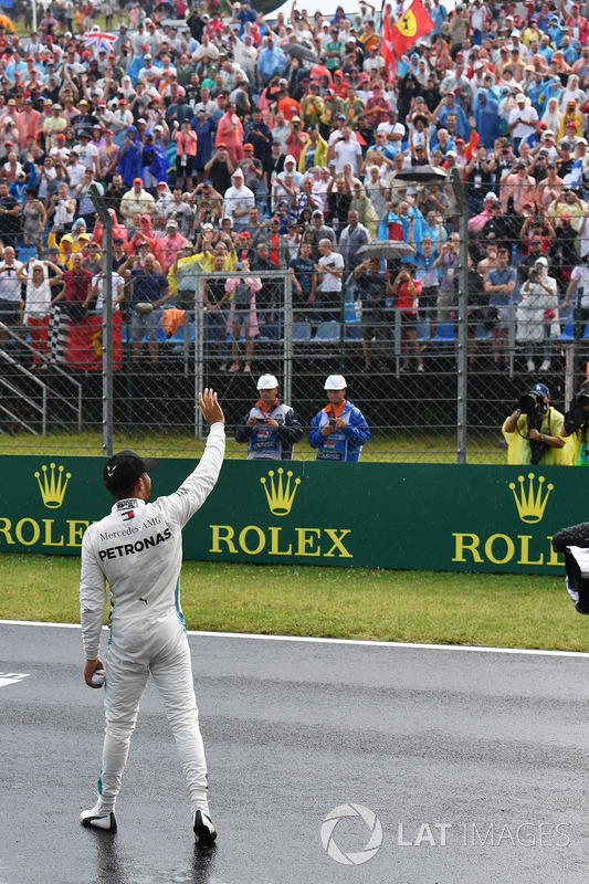 Lewis Hamilton, Mercedes-AMG F1 celebrates in parc ferme