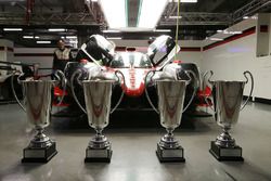 #8 Toyota Gazoo Racing Toyota TS050-Hybrid with trophy