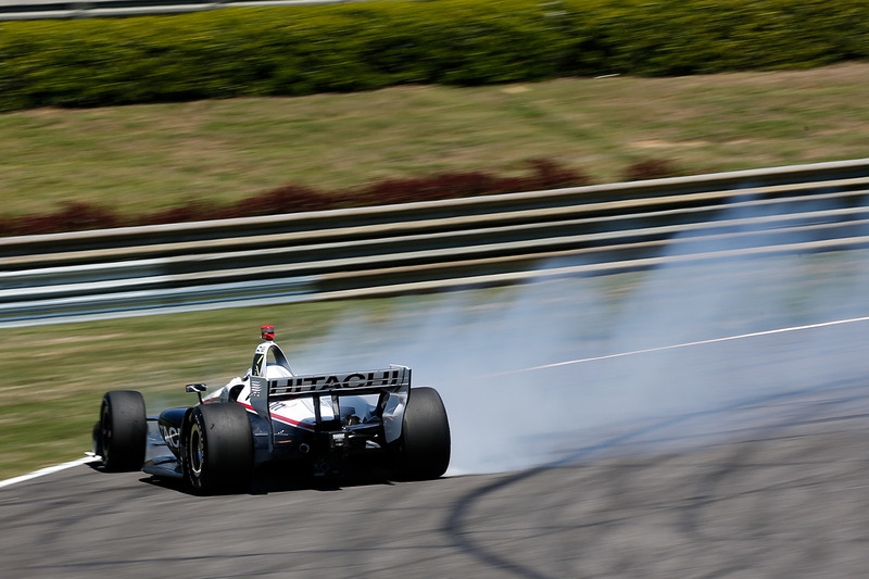 Josef Newgarden, Team Penske Chevrolet spins