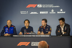 Franz Tost, Scuderia Toro Rosso Teambaas, Toyoharu Tanabe, Honda F1 technisch directeur en Christian Horner, Red Bull Racing Teambaas en Toto Wolff, Mercedes AMG F1 Director of Motorsport