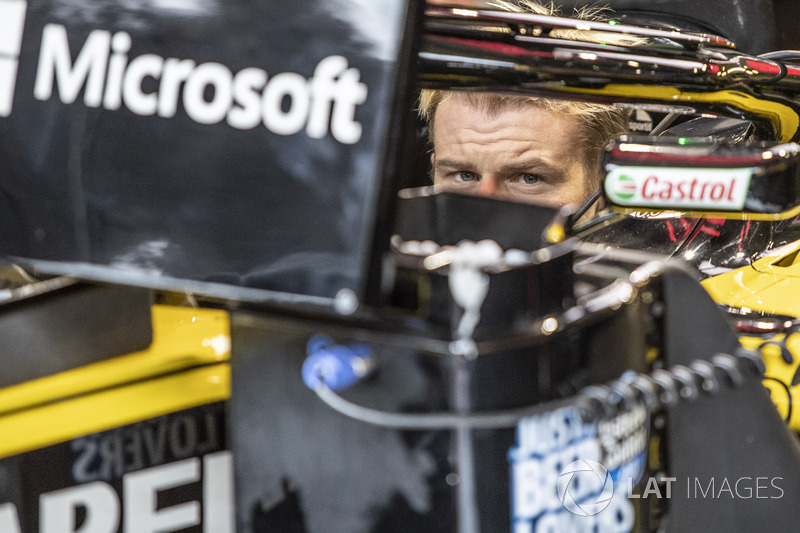 10: Nico Hulkenberg, Renault Sport F1 Team R.S. 18, 1'05.019
