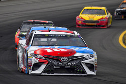 Kyle Busch, Joe Gibbs Racing, Toyota Camry M&M's Red White & Blue