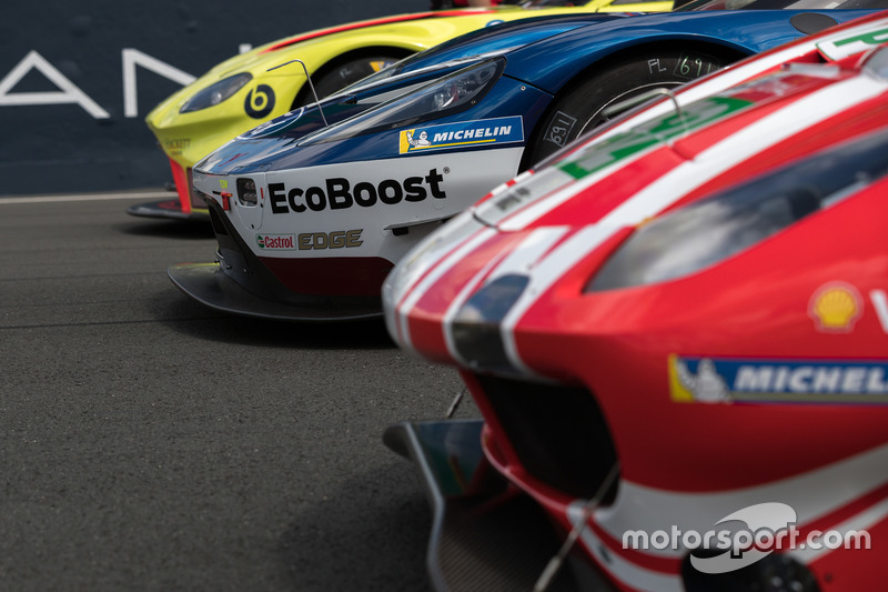 Автомобиль Ford GT (№69) команды Ford Chip Ganassi Team UK