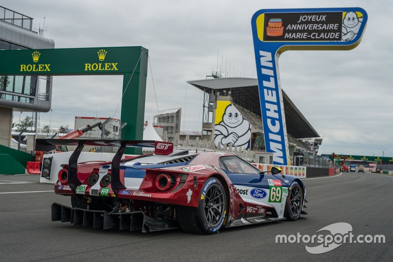 #69 Ford Chip Ganassi Racing Ford GT