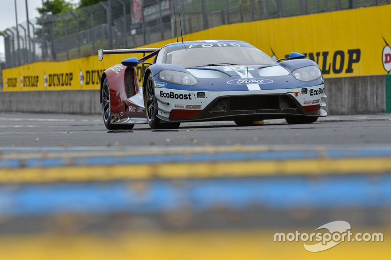 #67 Ford Chip Ganassi Racing Ford GT