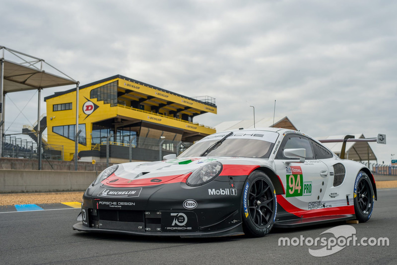 #94 Porsche GT Team Porsche 911 RSR