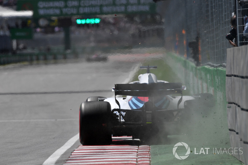 Lance Stroll, Williams FW41 menabrak dinding kampiun