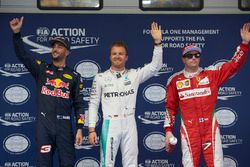 Polesitter Nico Rosberg, Mercedes AMG F1 Team, second place Daniel Ricciardo, Red Bull Racing, third place Kimi Raikkonen, Ferrari 