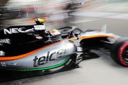 Sergio Perez, Sahara Force India F1 VJM09 with the Halo cockpit cover
