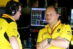 Julien Simon-Chautemps, Renault Sport F1 Team e Frederic Vasseur, Renault Sport F1 Team, Racing Dire