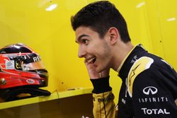 Esteban Ocon, Pilota collaudatore Renault Sport F1 Team