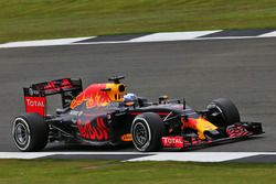 Daniel Ricciardo, Red Bull Racing RB12