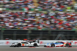 #2 Porsche Team Porsche 919 Hybrid: Romain Dumas, Neel Jani, Marc Lieb; #66 Ford Chip Ganassi Racing